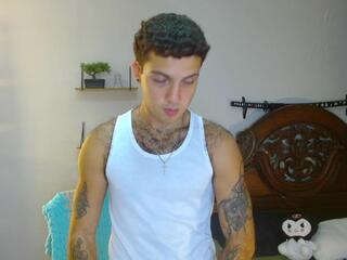Zack Buttoon webcam flirt4free model stream image