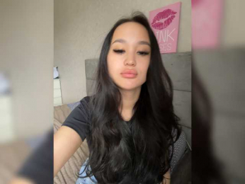 SonyaLess webcam bongacams model stream image