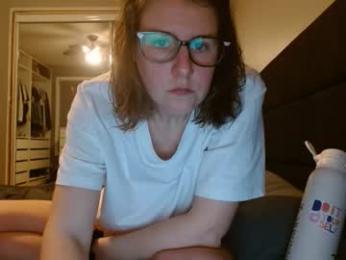 camforfunmoment webcam chaturbate model stream image