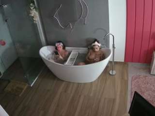 voyeurcam-casa-salsa-bathroom-5 webcam model stream image
