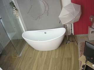 voyeurcam-casa-salsa-bathroom-5 webcam model stream image