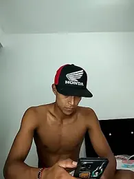 Demiansteven2 webcam model stream image