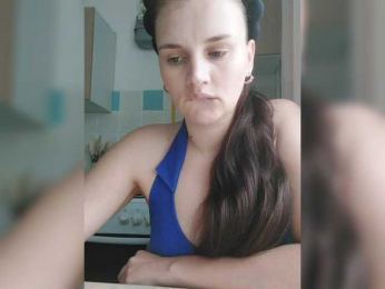 Caroline_Kisulya webcam bongacams model stream image