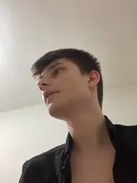 zackdelfon webcam model stream image