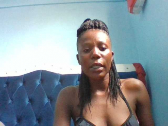 Smalltits2 webcam bongacams model stream image