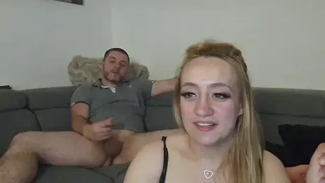 LoveXAddict webcam model stream image