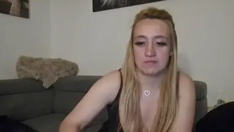LoveXAddict webcam model stream image