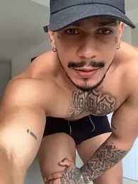 DeimonOficial webcam stripchat model stream image