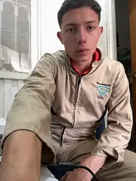 santiObrero webcam model stream image