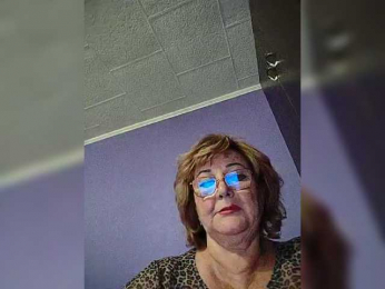 KarinkaSweet webcam model stream image