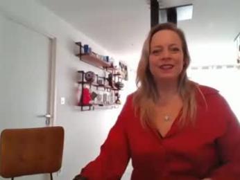 misschupagirly webcam chaturbate model stream image