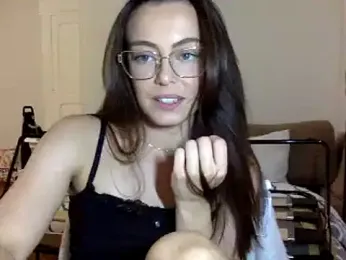 lolaa-love webcam model stream image