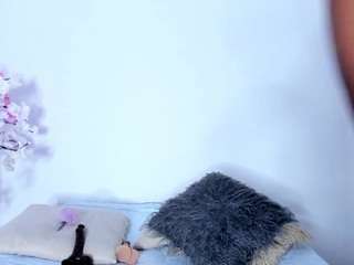 lency-rose webcam model stream image