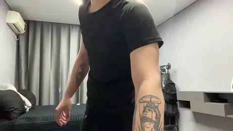 MaxWoolf webcam model stream image