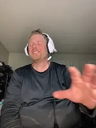 freshdez webcam model stream image