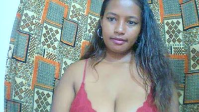 Nataach29 webcam model stream image