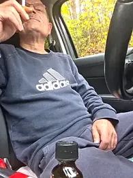 bottomhairy webcam model stream image