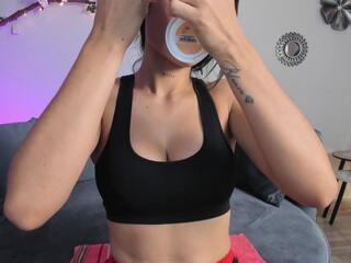 Carrie Rebel webcam model stream image