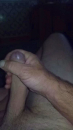 Aple82 webcam model stream image