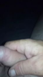 Aple82 webcam model stream image