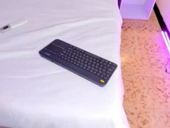 kylie_sofi webcam model stream image