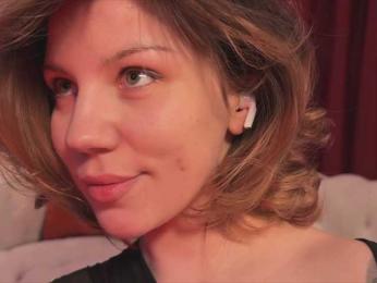 queen-of-tease webcam model stream image