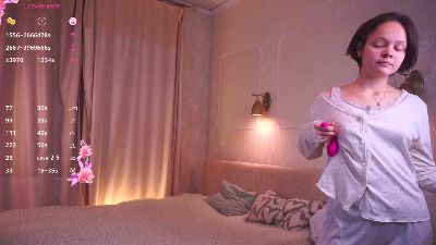 YunPlacido webcam model stream image