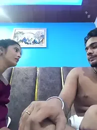 romantic_couple1 webcam stripchat model stream image
