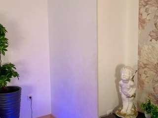 milayumi webcam model stream image