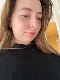 curvyflawless webcam model stream image