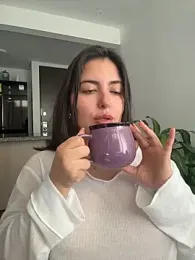 sukhakunis1 webcam stripchat model stream image