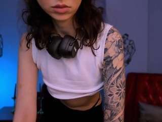 melany-beauty webcam model stream image