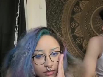 deluxxxeblu webcam model stream image