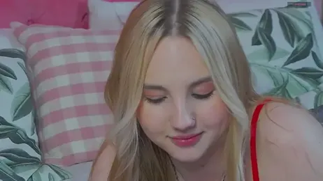 Sky_Cutie webcam stripchat model stream image