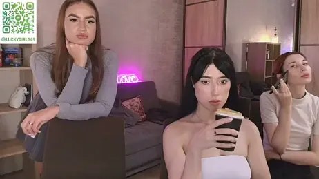 caressyourself webcam stripchat model stream image