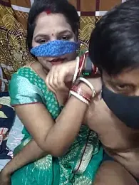 Aditya_sanjna webcam model stream image