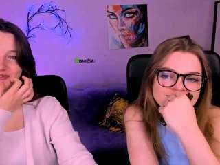 bella-cute1 webcam model stream image