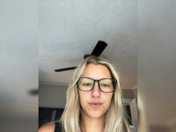 playwithdakota webcam model stream image