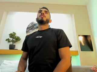 Emmett webcam flirt4free model stream image