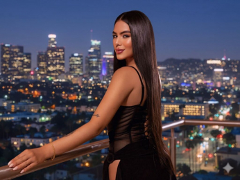 CamilaBlaze webcam model stream image