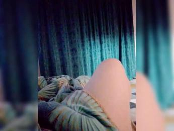 Eva-4 webcam bongacams model stream image