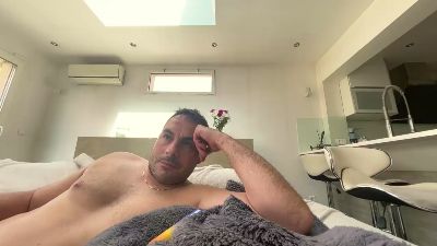 justeqqun webcam model stream image