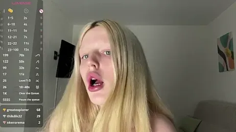 GilySuper webcam model stream image
