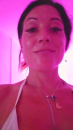 Lindamenda33 webcam model stream image