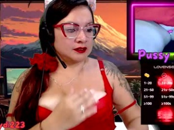 leidycrstnch21 webcam model stream image
