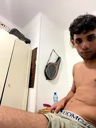 Lapatrona_ webcam model stream image
