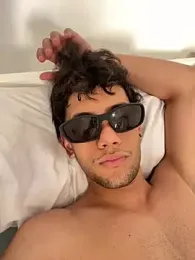 Lapatrona_ webcam model stream image