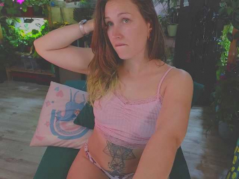 InkButtercup webcam model stream image