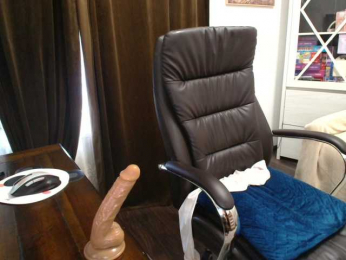 Amasha111 webcam model stream image
