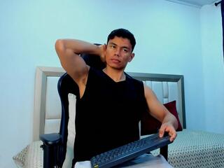 Logan Jackson webcam model stream image